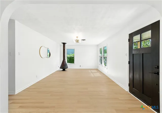 Photo 2 of Single family home for sale at 1302 S 2nd Street, Killeen, TX 76541 | MLS# 622449 | Listing updated on 2026-09-14