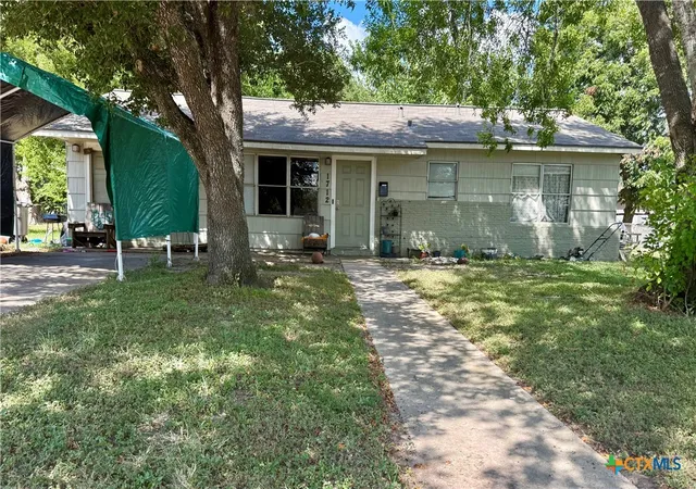 Photo 1 of Single family home for sale at 1712 Bowie Dr, Victoria, TX 77901 | MLS# 622499 | Listing updated on 2026-09-11