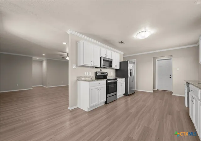 Photo 4 of Single family home for sale at 10805 Snow Pea Dr, Waco, TX 76708 | MLS# 622595 | Listing updated on 2026-10-03