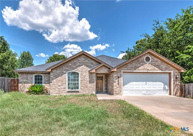 Photo 1 of Single family home for sale at 4428 Sherwood Dr, Belton, TX 76513 | MLS# 622603 | Listing updated on 2026-09-10
