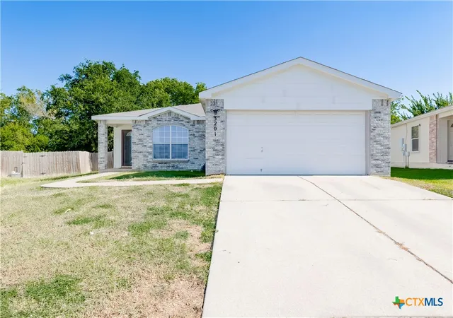 Photo 1 of Single family home for sale at 3201 John Porter Dr, Killeen, TX 76543 | MLS# 622448 | Listing updated on 2026-09-09