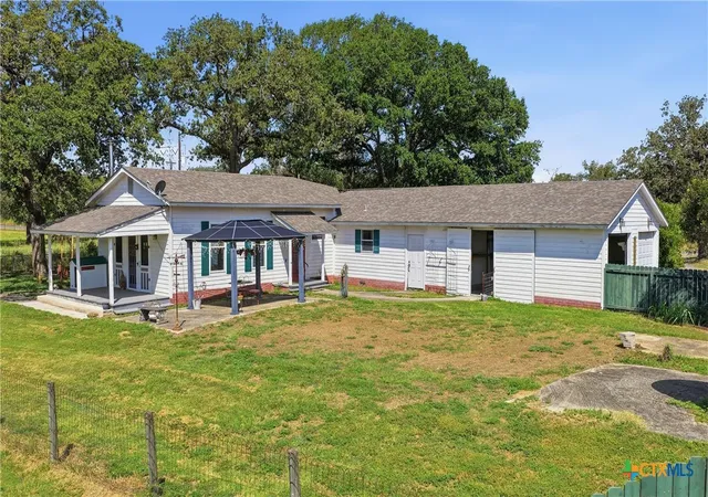 Photo 2 of Single family home for sale at 4821 Fm 467, Seguin, TX 78155 | MLS# 622626 | Listing updated on 2026-08-14