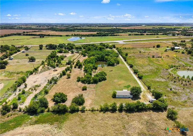 Photo 3 of Manufactured home for sale at 6070 State Hwy 95, Temple, TX 76502 | MLS# 622635 | Listing updated on 2026-08-15