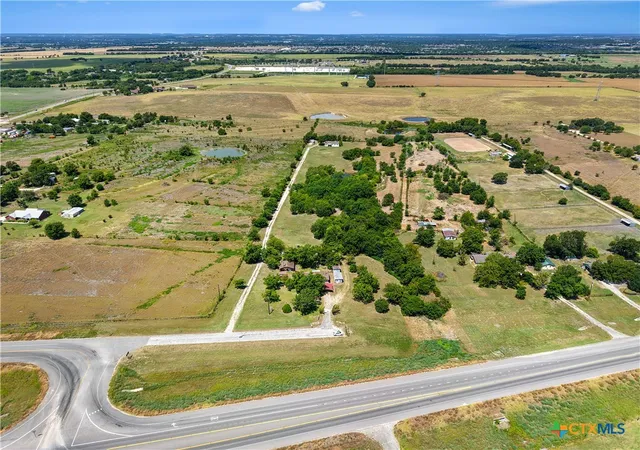 Photo 4 of Manufactured home for sale at 6070 State Hwy 95, Temple, TX 76502 | MLS# 622635 | Listing updated on 2026-08-15