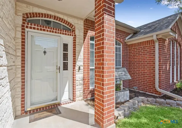 Photo 3 of Single family home for sale at 3106 Red Oak Dr, Belton, TX 76513 | MLS# 622619 | Listing updated on 2026-08-30
