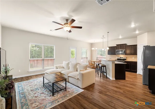 Photo 4 of Single family home for sale at 1109 Monte Verde Dr, Temple, TX 76504 | MLS# 622488 | Listing updated on 2026-09-30