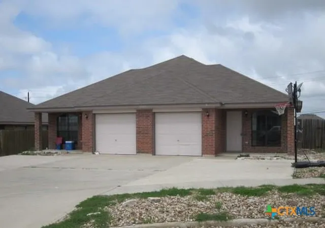 Photo 1 of Multi family home for sale at 3505 Dustin Ct, Killeen, TX 76549 | MLS# 622571 | Listing updated on 2026-08-17