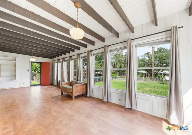 Photo 2 of Single family home for sale at 107 W Holland St, San Marcos, TX 78666 | MLS# 622634 | Listing updated on 2026-09-12