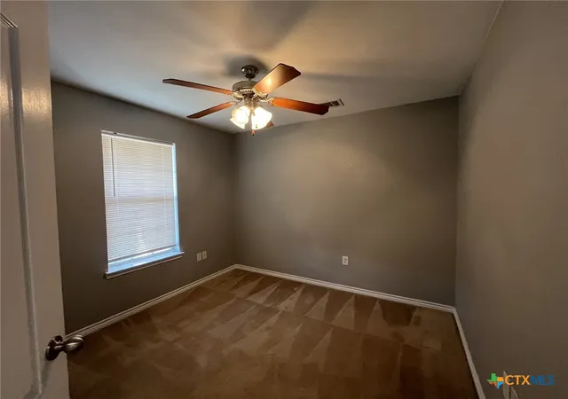 Photo 3 of Single family home for sale at 403 Hedy Dr, Killeen, TX 76542 | MLS# 622613 | Listing updated on 2026-09-10