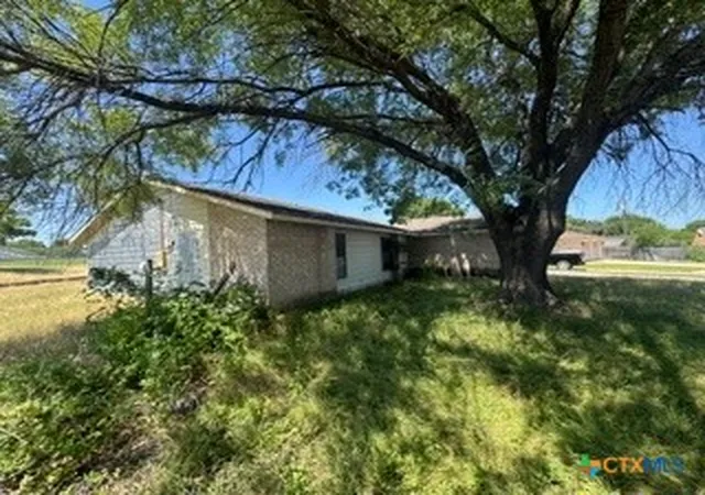 Photo 13 of Sale Pending at 2303 Goode Cir, Killeen, TX 76543 | MLS# 622633 | Listing updated on 2026-08-25