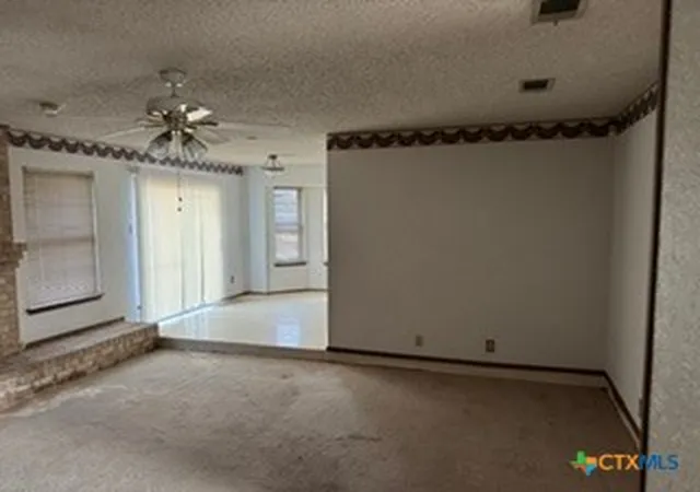 Photo 3 of Sale Pending at 2303 Goode Cir, Killeen, TX 76543 | MLS# 622633 | Listing updated on 2026-08-25
