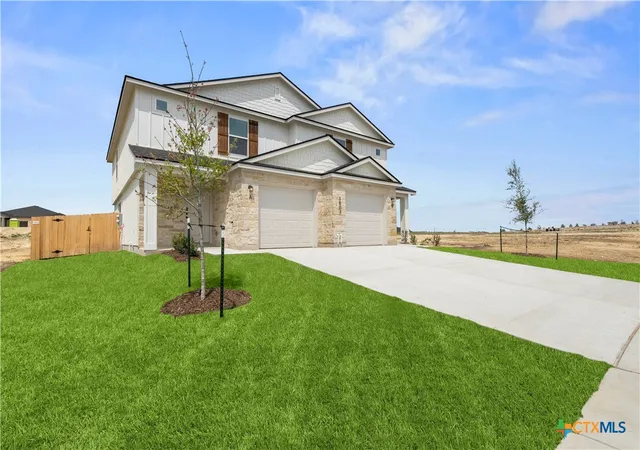 Photo 2 of Sale Pending at 3900 Sugar Hackberry Trl, Killeen, TX 76542 | MLS# 622712 | Listing updated on 2026-08-25