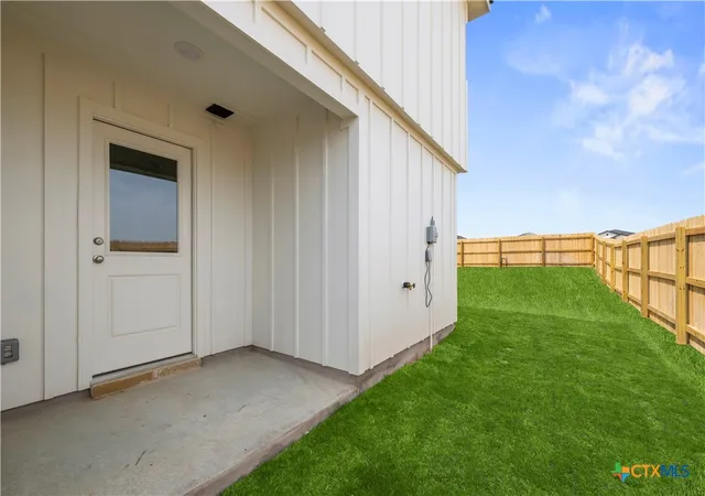Photo 3 of Sale Pending at 3900 Sugar Hackberry Trl, Killeen, TX 76542 | MLS# 622712 | Listing updated on 2026-08-25