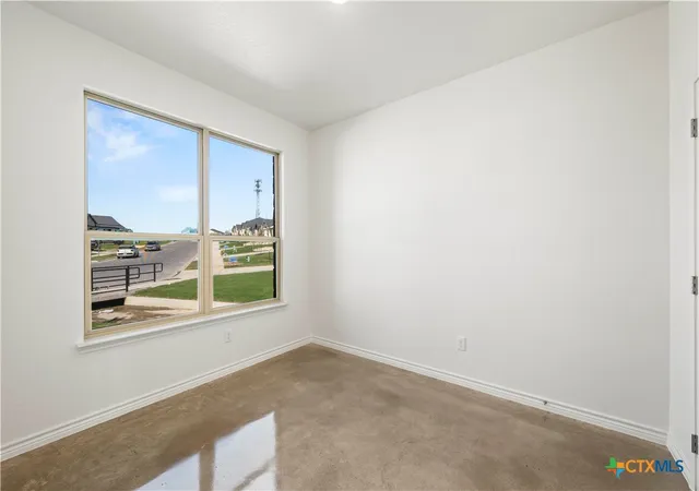 Listing Photo 2 - Condo for sale in building located at 3802 Sugar Hackberry Trl, Killeen, TX 76542