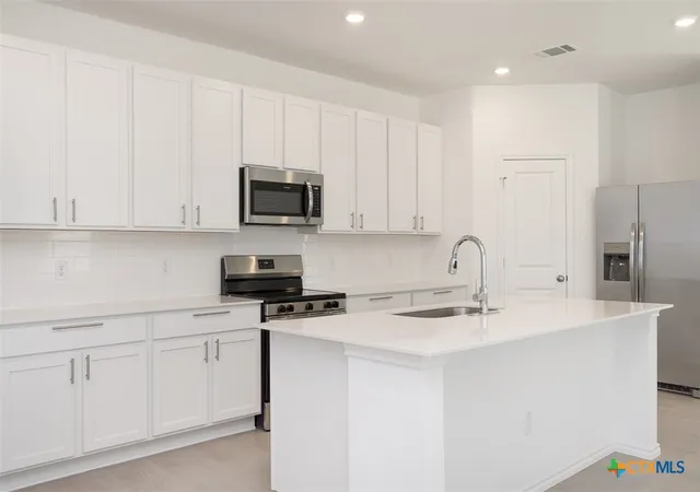 Photo 3 of Single family home for sale at 104 Myla Cvs, Copperas Cove, TX 76522 | MLS# 622389 | Listing updated on 2026-09-03