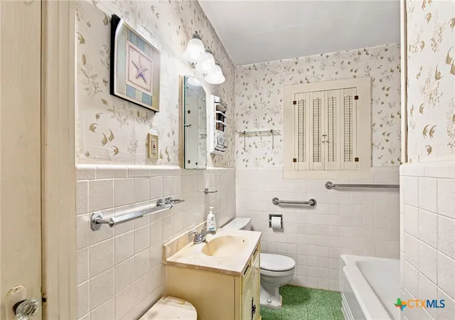 Photo 4 of Single family home for sale at 205 E Brazos St, Victoria, TX 77901 | MLS# 622451 | Listing updated on 2026-08-26