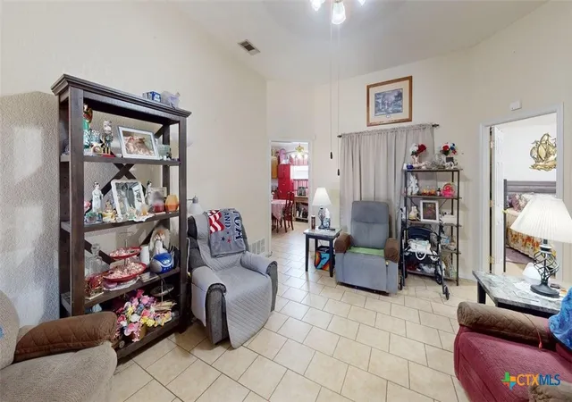Photo 2 of Single family home for sale at 3302 Southhill Dr, Killeen, TX 76549 | MLS# 622707 | Listing updated on 2026-08-24