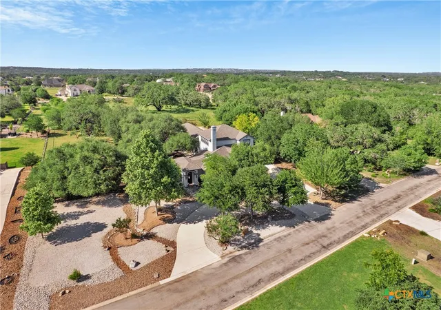 Photo 4 of Single family home for sale at 10319 Oak Forest Way, New Braunfels, TX 78132 | MLS# 622752 | Listing updated on 2026-09-15