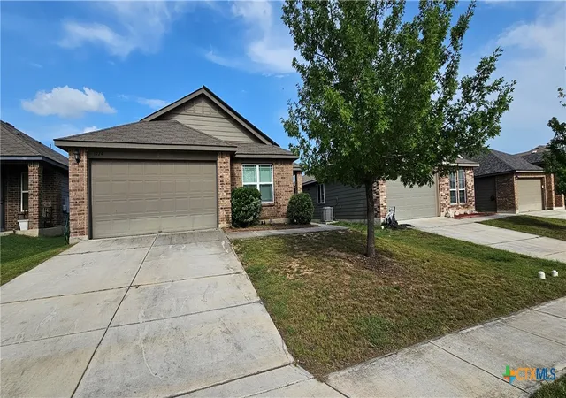 Photo 1 of Single family home for sale at 1024s Sandwell Ct, Seguin, TX 78155 | MLS# 622762 | Listing updated on 2026-10-01