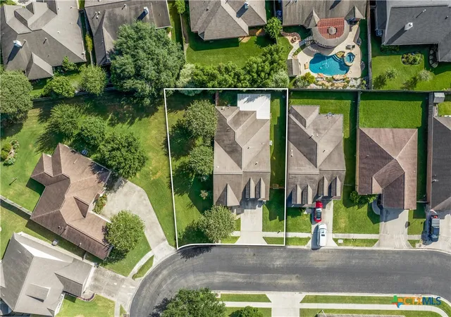 Photo 3 of Single family home for sale at 226 Sirocco Dr, Victoria, TX 77904 | MLS# 622774 | Listing updated on 2026-09-07