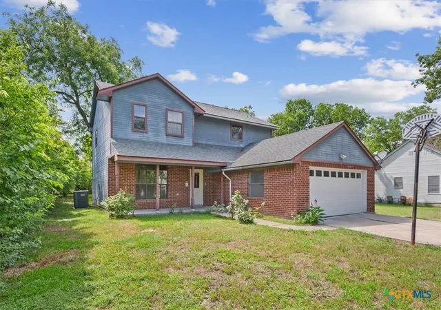 Photo 3 of Single family home for sale at 808 N 10th Street, Temple, TX 76501 | MLS# 622810 | Listing updated on 2026-08-16