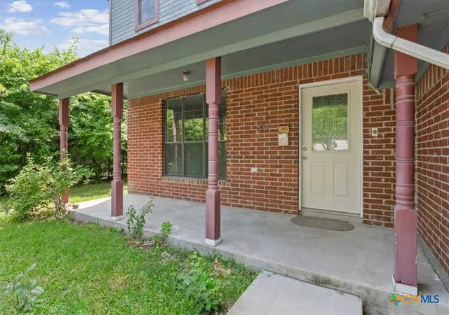 Photo 4 of Single family home for sale at 808 N 10th Street, Temple, TX 76501 | MLS# 622810 | Listing updated on 2026-08-16