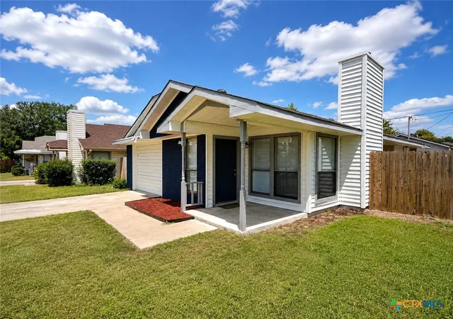 Photo 2 of Sale Pending at 2806 Daniel Boone Trl, Temple, TX 76502 | MLS# 622843 | Listing updated on 2026-09-19