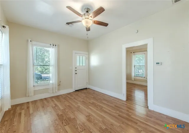 Photo 4 of Single family home for sale at 738 N Wall St, Belton, TX 76513 | MLS# 622558 | Listing updated on 2026-10-06