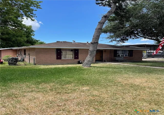 Photo 3 of Single family home for sale at 399 Pecan St, Lolita, TX 77971 | MLS# 622857 | Listing updated on 2026-08-19