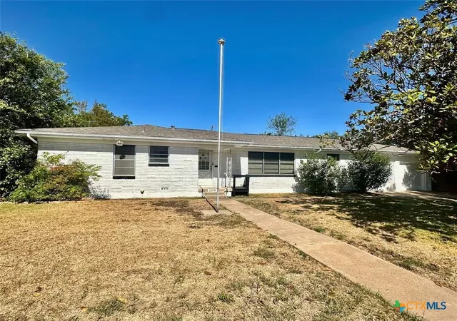Photo 1 of Single family home for sale at 2508 N 11th Street, Temple, TX 76501 | MLS# 622910 | Listing updated on 2026-08-18