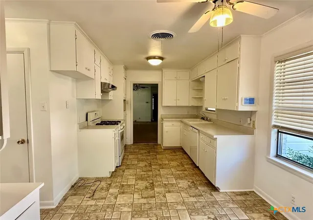 Photo 3 of Single family home for sale at 2508 N 11th Street, Temple, TX 76501 | MLS# 622910 | Listing updated on 2026-08-18