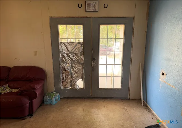 Photo 3 of Single family home for sale at 602 W Dallas Ave, Seadrift, TX 77983 | MLS# 622697 | Listing updated on 2026-08-18