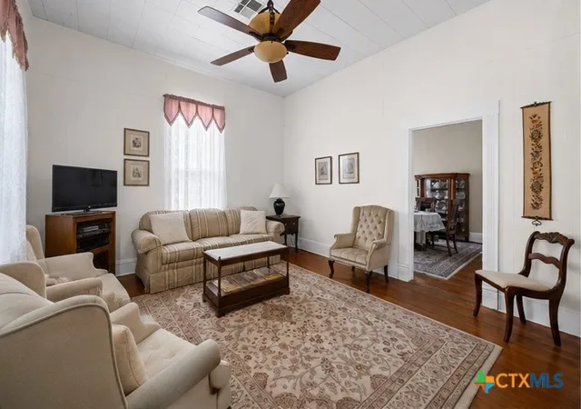 Photo 3 of Single family home for sale at 1011 N 15th Street, Temple, TX 76501 | MLS# 622919 | Listing updated on 2026-09-16