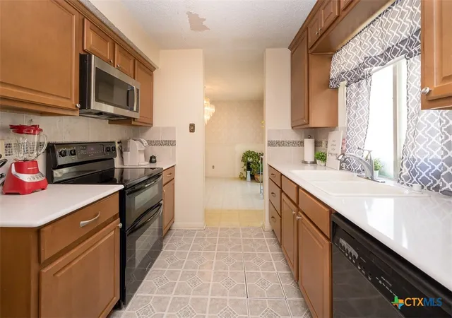 Photo 4 of Single family home for sale at 1509 San Antonio St, Killeen, TX 76541 | MLS# 621447 | Listing updated on 2026-10-29