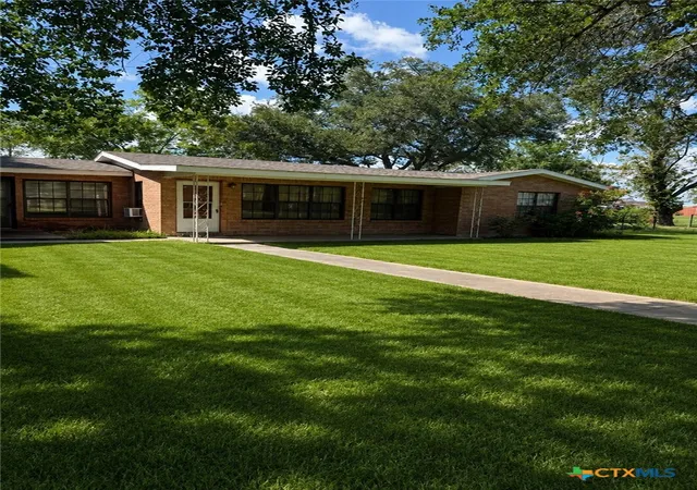 Photo 1 of Single family home for sale at 4 Kathy St, Victoria, TX 77905 | MLS# 622918 | Listing updated on 2026-08-26