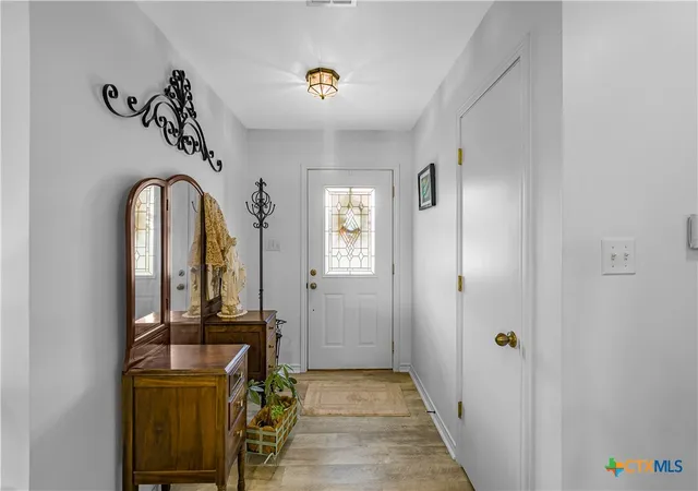 Photo 4 of Single family home for sale at 4945 Fm 531, Yoakum, TX 77995 | MLS# 622054 | Listing updated on 2026-09-10