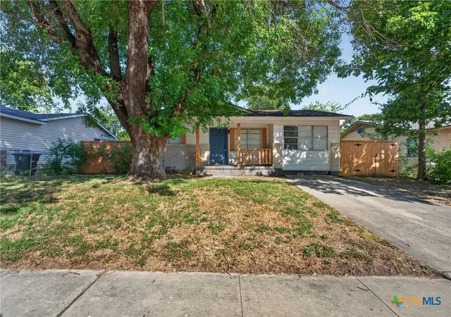 Photo 1 of Single family home for sale at 1007 San Antonio St, Killeen, TX 76541 | MLS# 622742 | Listing updated on 2026-08-18