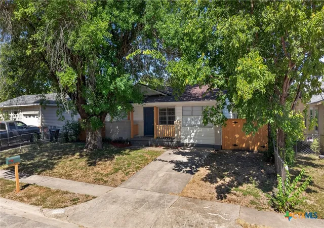 Photo 4 of Single family home for sale at 1007 San Antonio St, Killeen, TX 76541 | MLS# 622742 | Listing updated on 2026-10-28
