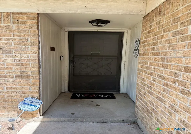 Photo 3 of Single family home for sale at 804 Kelly Cir, Copperas Cove, TX 76522 | MLS# 622478 | Listing updated on 2026-08-18