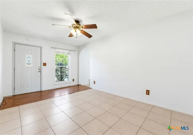 Photo 4 of Single family home for sale at 277 Pedernales Ln, Kempner, TX 76539 | MLS# 622709 | Listing updated on 2026-09-17