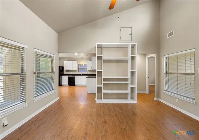 Photo 4 of Single family home for sale at 141 Cody Ct, Canyon Lake, TX 78133 | MLS# 622977 | Listing updated on 2026-09-25