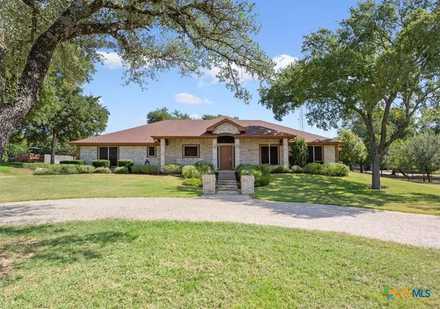 Photo 3 of Single family home for sale at 125 Cir Vista Dr, Gatesville, TX 76528 | MLS# 620883 | Listing updated on 2026-08-22