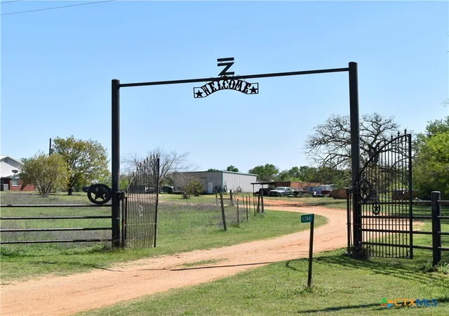 Photo 1 of Single family home for sale at 1204 Fm 2095, Cameron, TX 76520 | MLS# 622944 | Listing updated on 2026-09-22