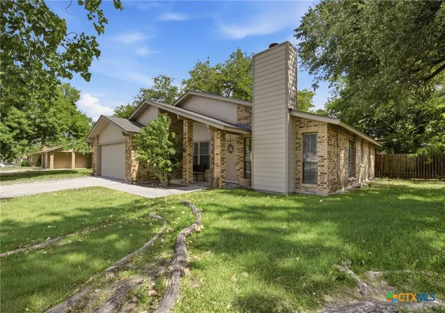 Photo 3 of Sale Pending at 1001 Beaver Trl, Harker Heights, TX 76548 | MLS# 623001 | Listing updated on 2026-08-25