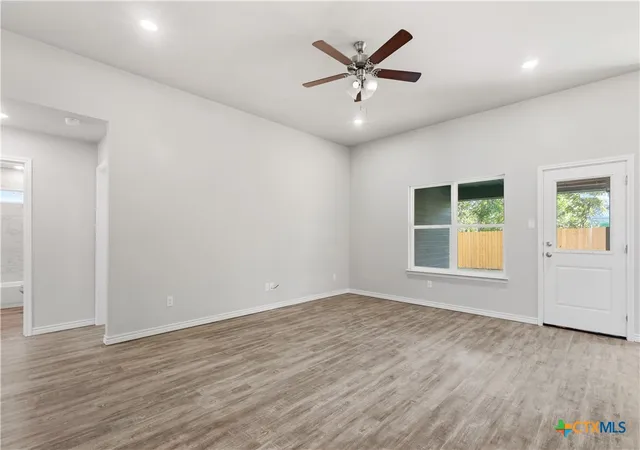 Photo 4 of Single family home for sale at 216 W Ruby Rd, Harker Heights, TX 76548 | MLS# 622936 | Listing updated on 2026-08-20
