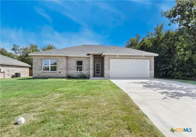 Photo 2 of Single family home for sale at 218 W Ruby Rd, Harker Heights, TX 76548 | MLS# 622651 | Listing updated on 2026-08-20