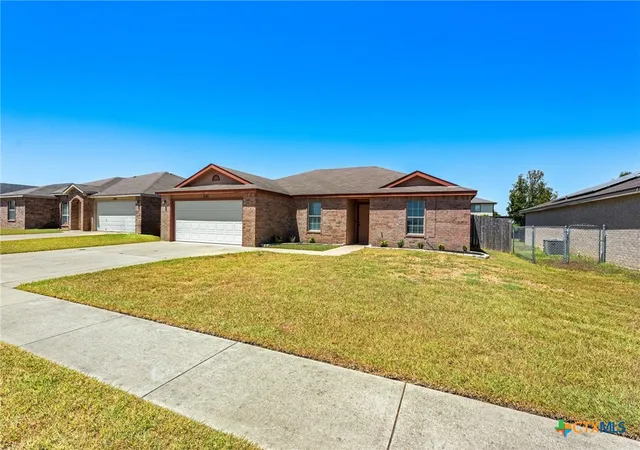 Photo 2 of Single family home for sale at 5101 Bridle Dr, Killeen, TX 76549 | MLS# 622617 | Listing updated on 2026-09-04