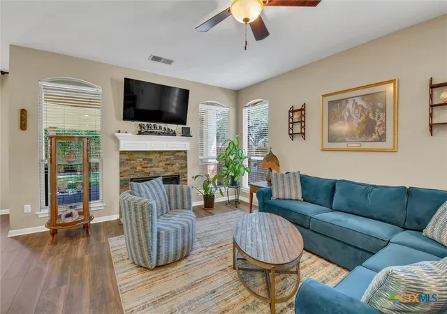 Photo 3 of Sale Pending at 741 Bent Wood Pl, Round Rock, TX 78665 | MLS# 622938 | Listing updated on 2026-08-28
