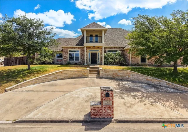 Photo 1 of Sale Pending at 3917 Walden Crk Xing, Harker Heights, TX 76548 | MLS# 623010 | Listing updated on 2026-10-05