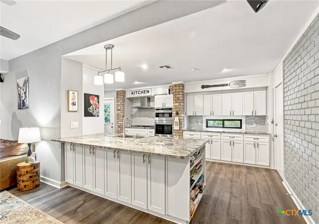 Photo 4 of Single family home for sale at 413 Salisbury Ln, Victoria, TX 77904 | MLS# 623065 | Listing updated on 2026-09-11